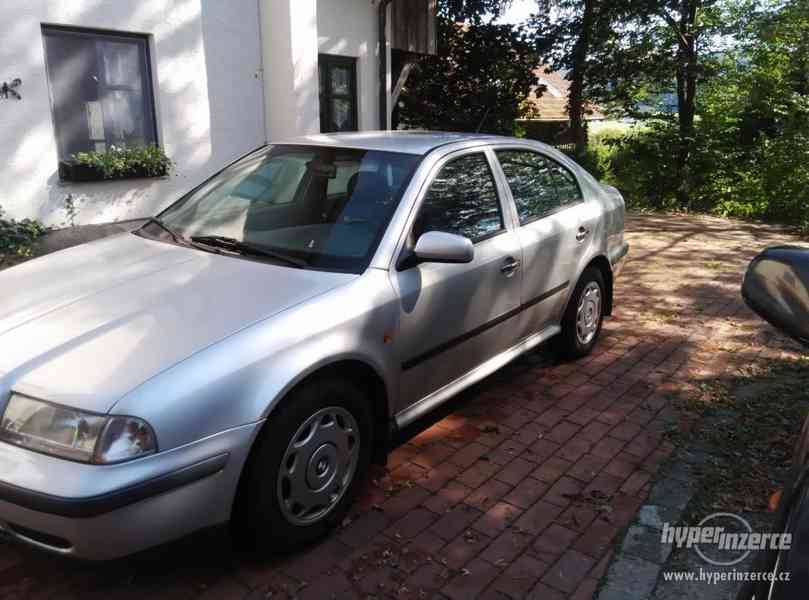 ŠKODA OCTAVIA 1.6, 55kW - foto 3