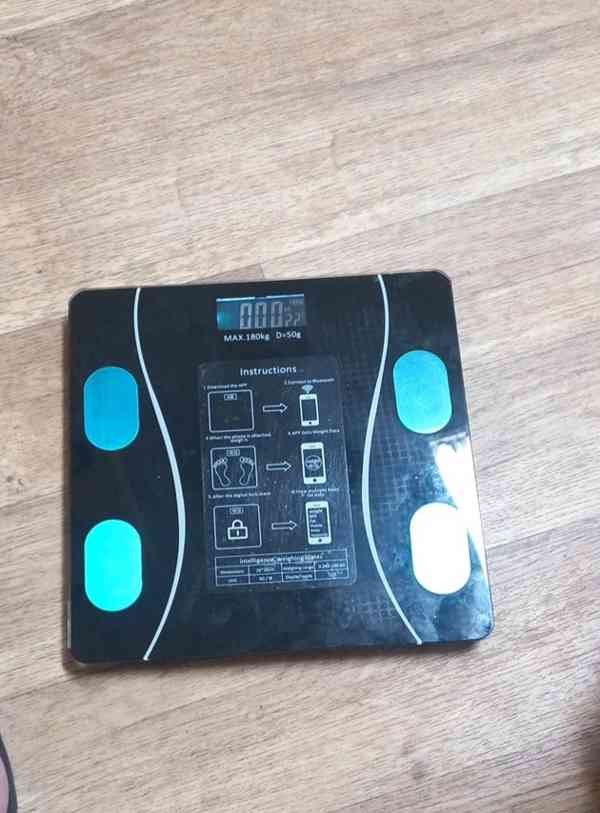 Chytrá digitální osobní váha s Bluetooth - foto 4