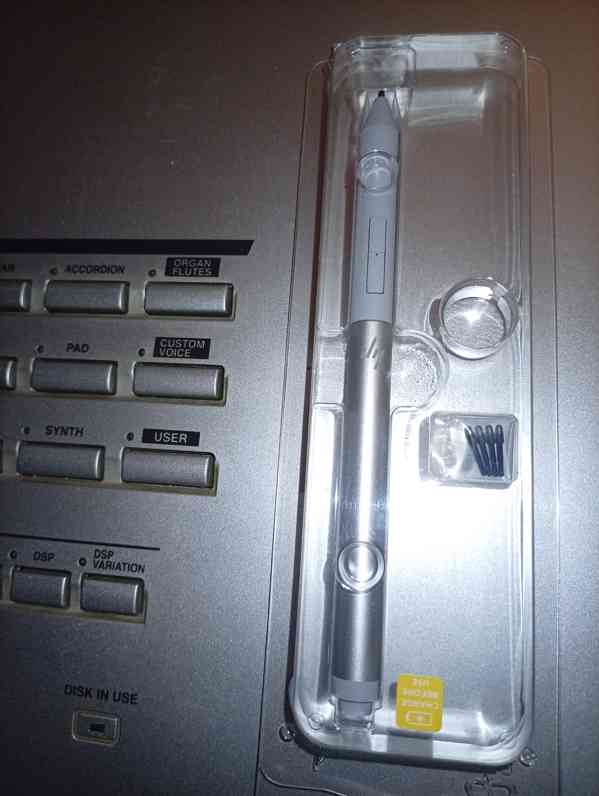 Dobíjecí pero na dotykové displeje  - foto 5