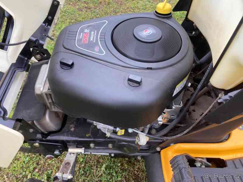 Zahradní traktor Cub Cadet - foto 6