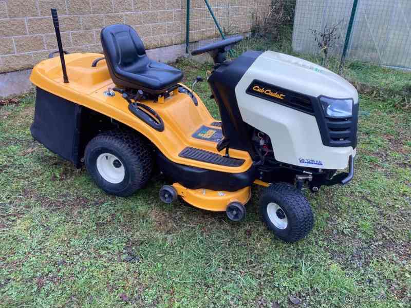 Zahradní traktor Cub Cadet - foto 5