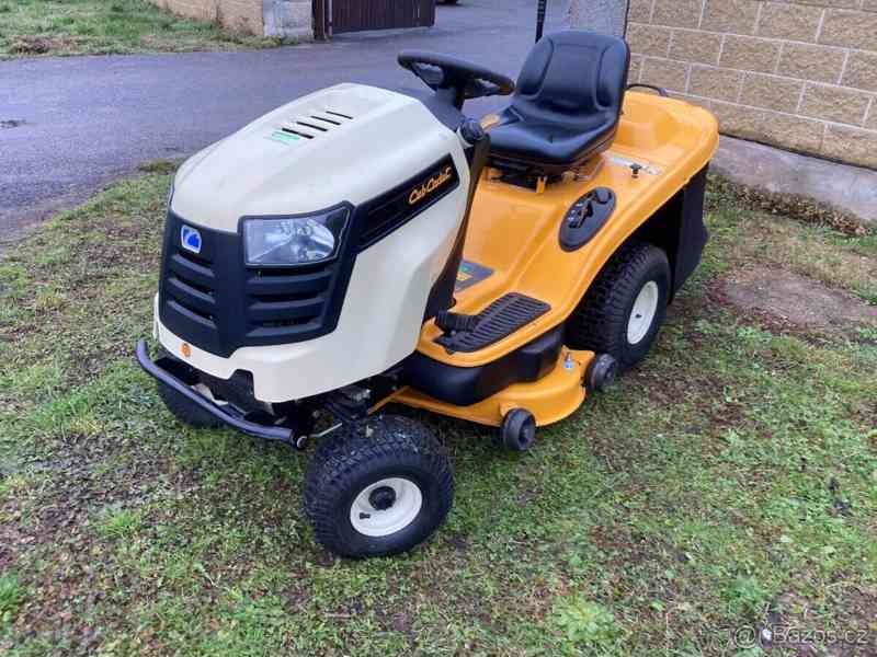 Zahradní traktor Cub Cadet - foto 10