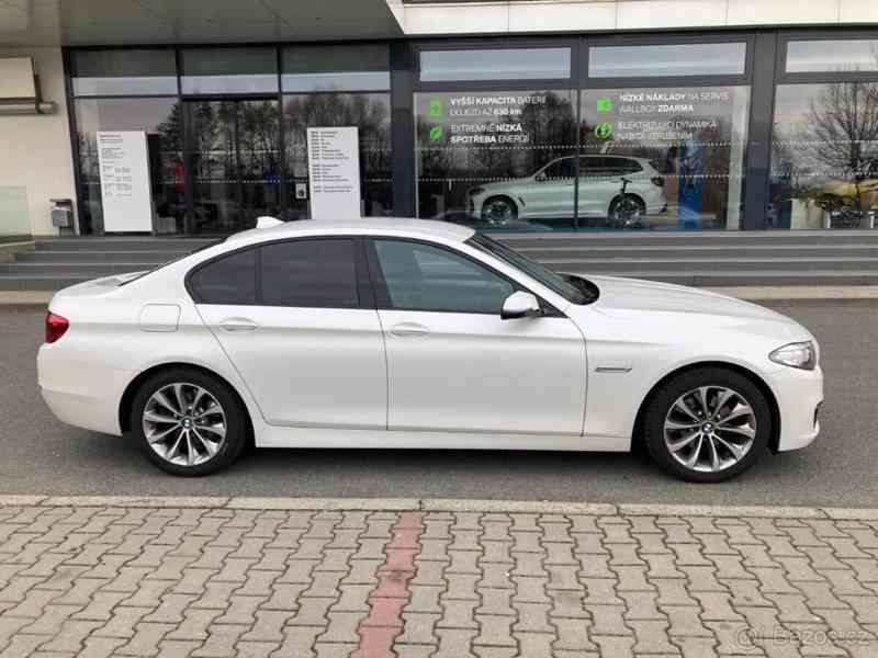 BMW Řada 5 2,0   BMW 520 xdrive - foto 4