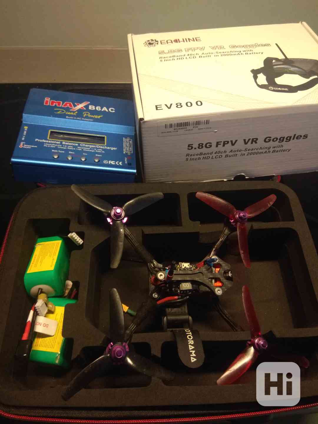 Závodní dron - foto 1