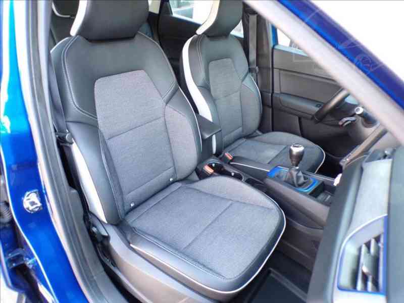 Renault Captur 1,3 TCe-96KW NAVI,LED,SERVISKA - foto 12