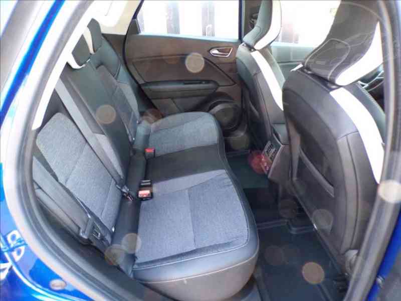 Renault Captur 1,3 TCe-96KW NAVI,LED,SERVISKA - foto 10