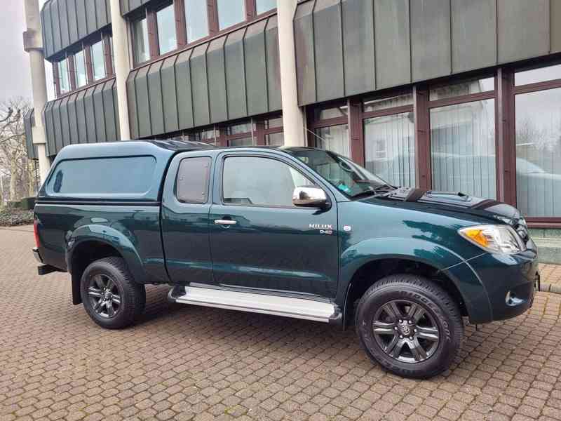 Toyota Hilux 2,5 D4D 4x4 Extra Cab 88kw - foto 3