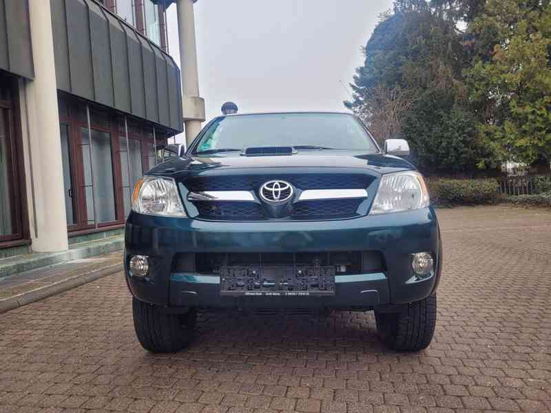 Toyota Hilux 2,5 D4D 4x4 Extra Cab 88kw - foto 7