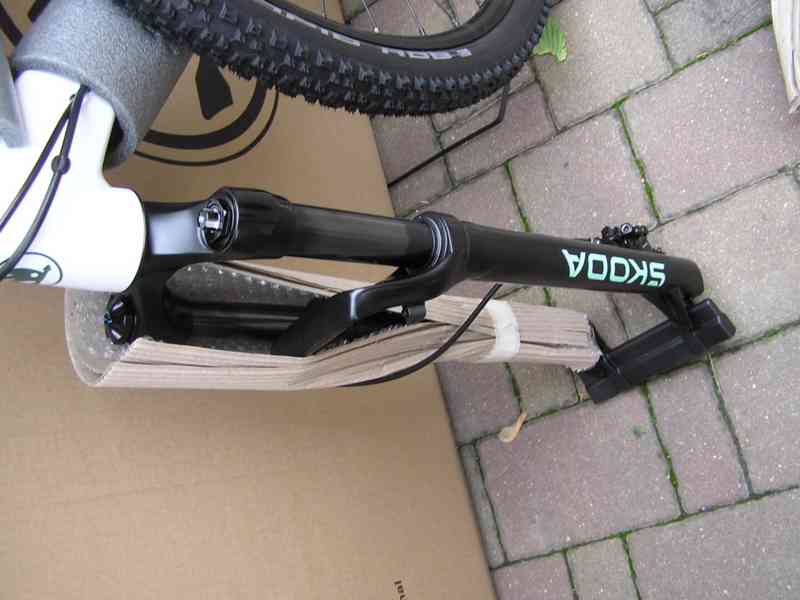 NOVÉ horské kolo Škoda/Shimano CUES/ MTB 29" vel. L-20 - foto 19