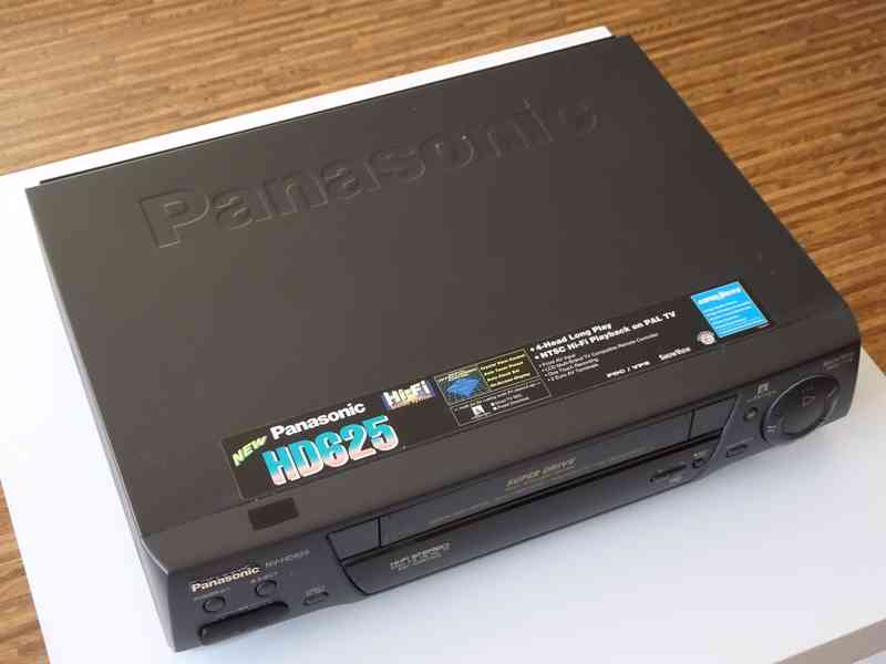 Videorekordér Panasonic HD625 - foto 3