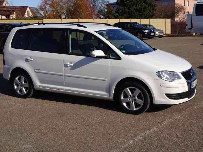 VW Touran 1.9 TDI r.v.2008/12 (77 kw) KLIMA - foto 2