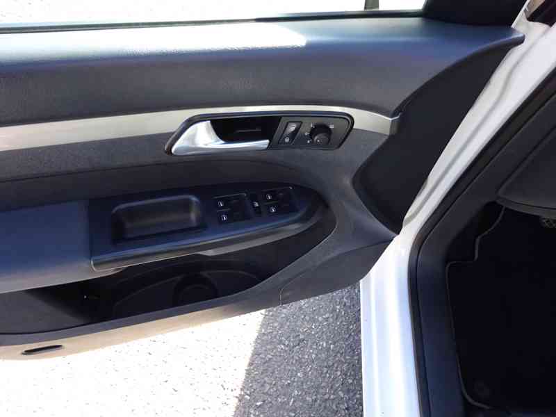 VW Touran 1.9 TDI r.v.2008/12 (77 kw) KLIMA - foto 6