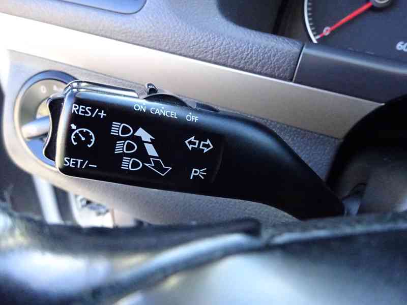 VW Touran 1.9 TDI r.v.2008/12 (77 kw) KLIMA - foto 10