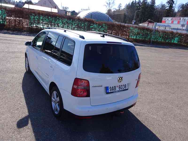 VW Touran 1.9 TDI r.v.2008/12 (77 kw) KLIMA - foto 4