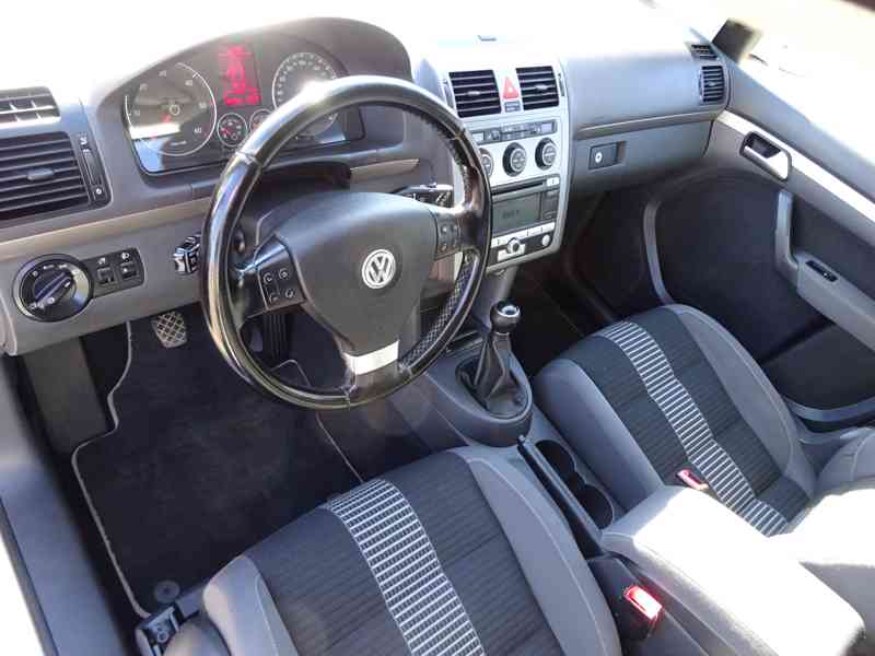 VW Touran 1.9 TDI r.v.2008/12 (77 kw) KLIMA - foto 5