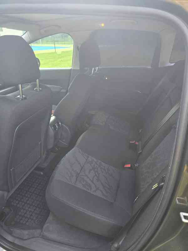PEUGEOT 3008 1.6 HDi 80 kW | PANORAMA | HEAD-UP | NAVI - foto 5