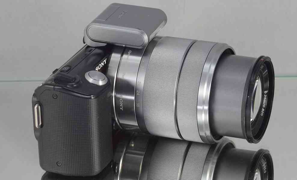 Sony NEX-5 + 18-55 mm *14MPix*Full HDV 2900 Exp - foto 8