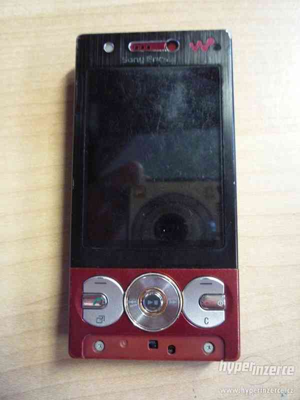 Sony ericsson W715 - WIFI, karta 4GB, navigace, foto 3,2MPX - foto 1