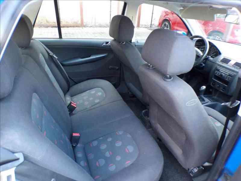 Škoda Fabia 1,4 16V - foto 9