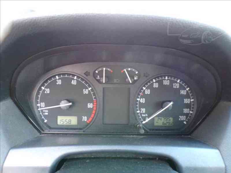 Škoda Fabia 1,4 16V - foto 5