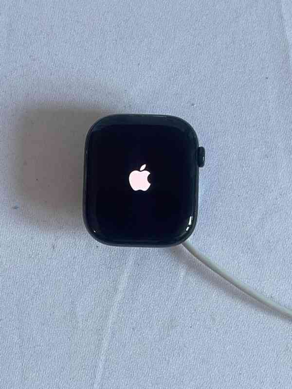 Apple Watch Series 10 GPS 46 mm iCloud OFF, bootloop – na...