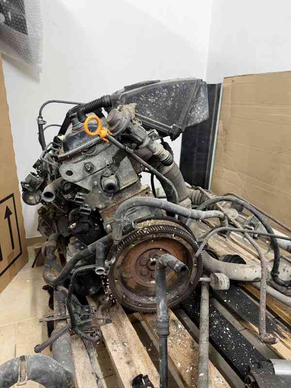 Motor Felicia 1,9D AEF - foto 4