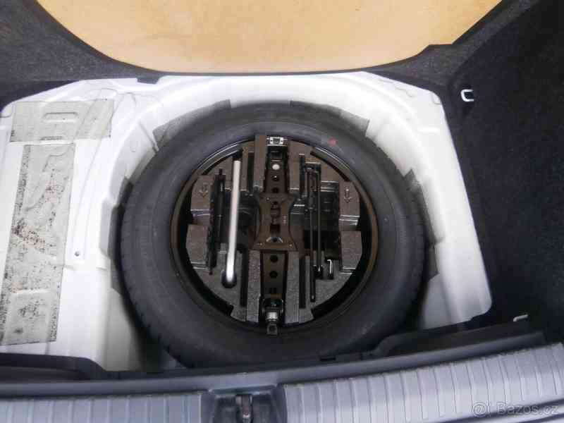 Škoda Kamiq 1,5   TSI 110 KW - foto 8