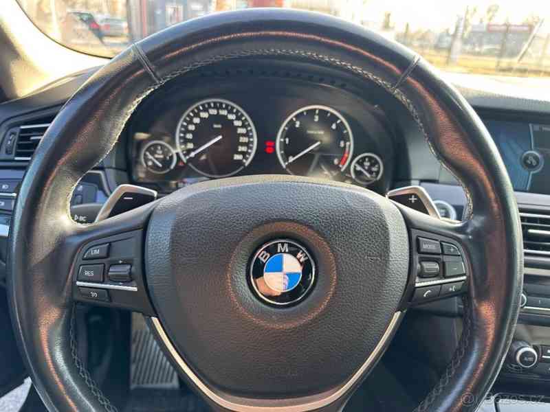 BMW Řada 5 3,0   530xd F11 - foto 8