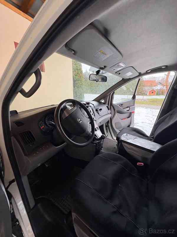 Hyundai H 1 2,5   125 kW | 8 míst | manuál | - foto 7