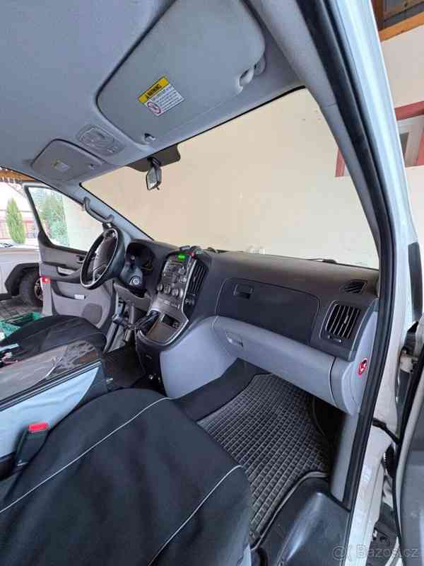 Hyundai H 1 2,5   125 kW | 8 míst | manuál | - foto 11