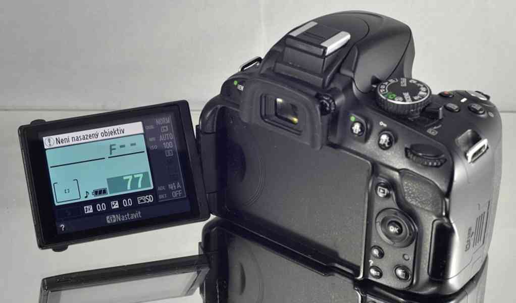 Nikon D5100 *APS-C* CMOS*Full HD Video 43000 Exp. - foto 6