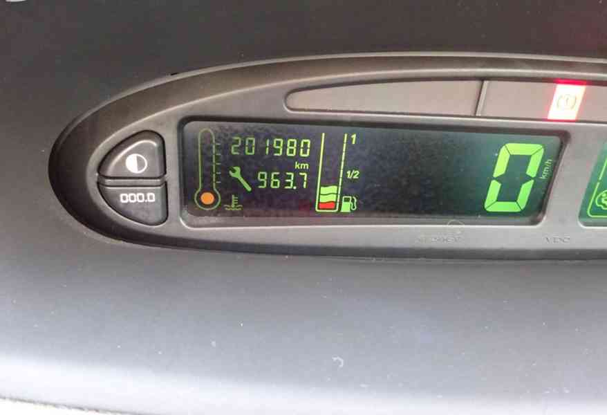 Citroën Xsara Picasso, 2.0 HDI r.v. 2002 (66 kw) 1.Majitel - foto 6