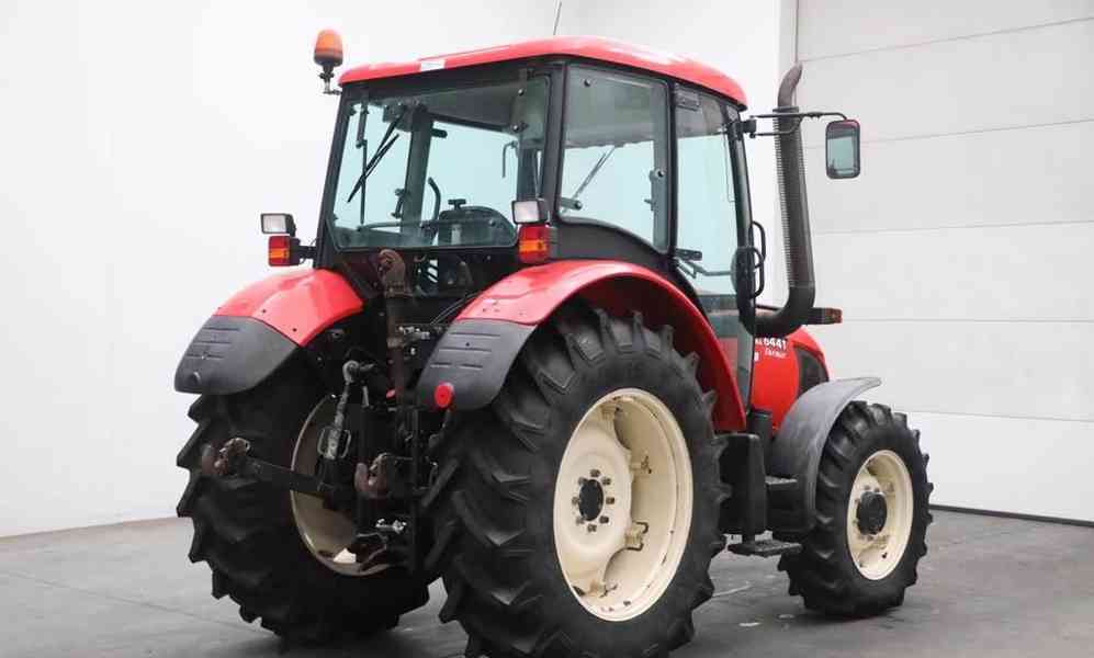 Traktor Zetor  - foto 3