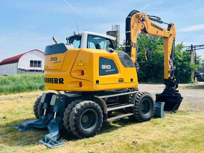 Kolové rypadlo Liebherr A910 Compact (Možnost leasingu) - foto 4
