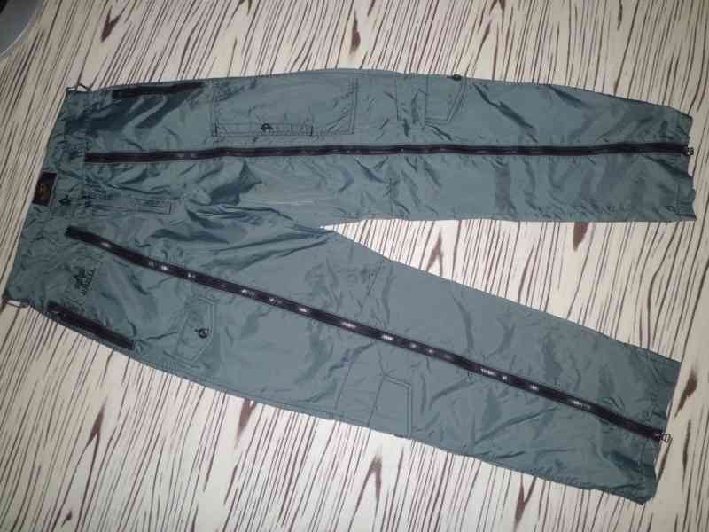 ALPHA INDUSTRIES volnočasové kalhoty/kapsáče č 31 - pas 76cm - foto 1