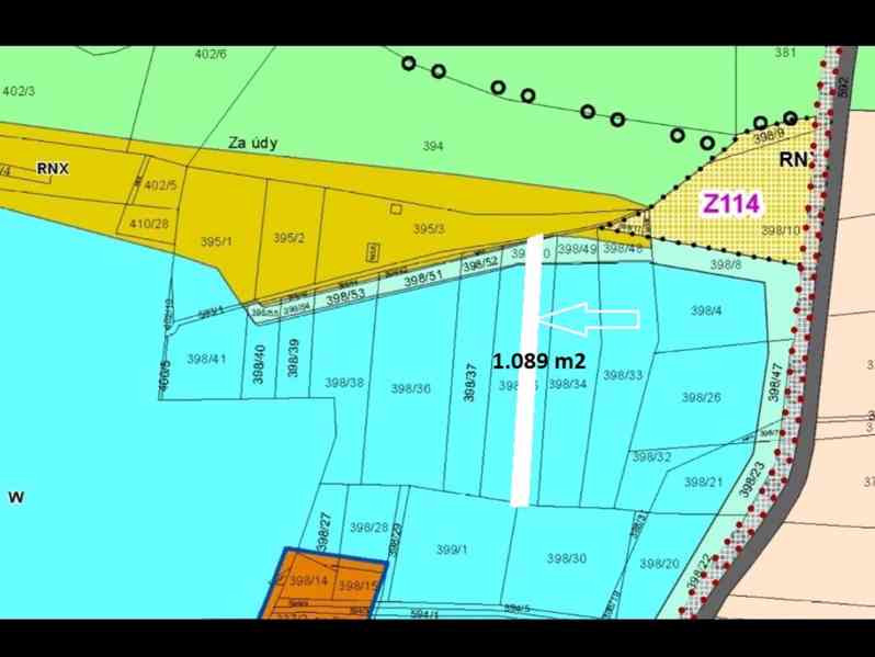 Pozemek 1.089 m2 s vlastní vodní plochou - foto 9