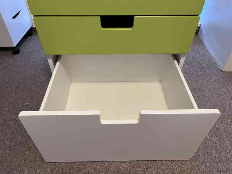 IKEA skříňka Stuva se 3 šuplíky - foto 4