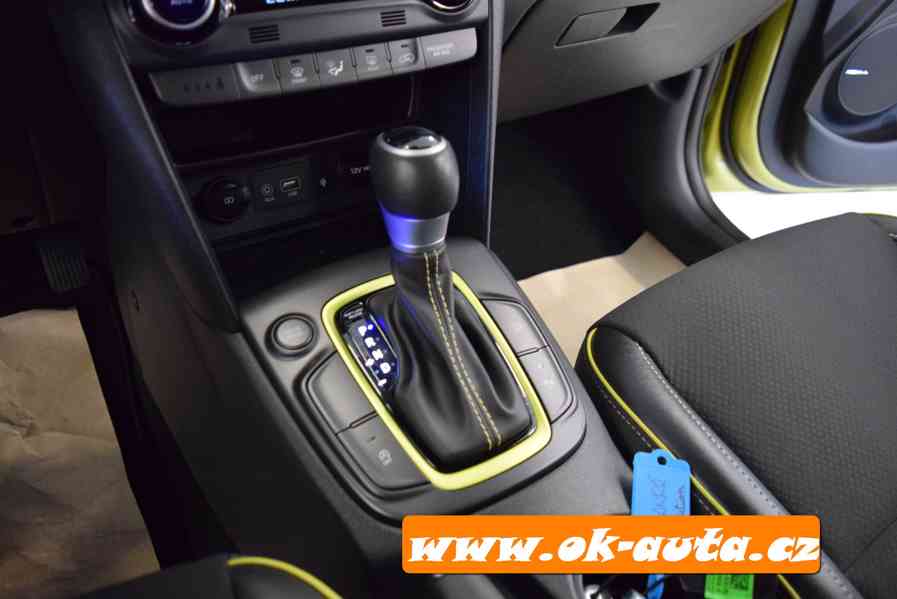 Hyundai Kona 1.6 CRDI STYLE AUTOMAT 100 kW 12/2020 - DPH  - foto 19