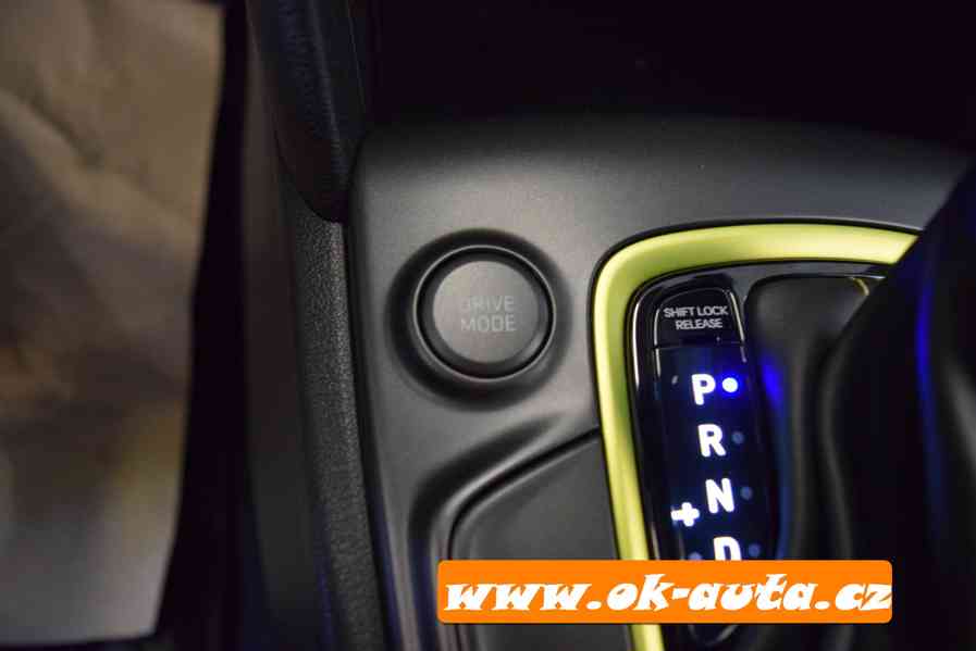 Hyundai Kona 1.6 CRDI STYLE AUTOMAT 100 kW 12/2020 - DPH  - foto 20