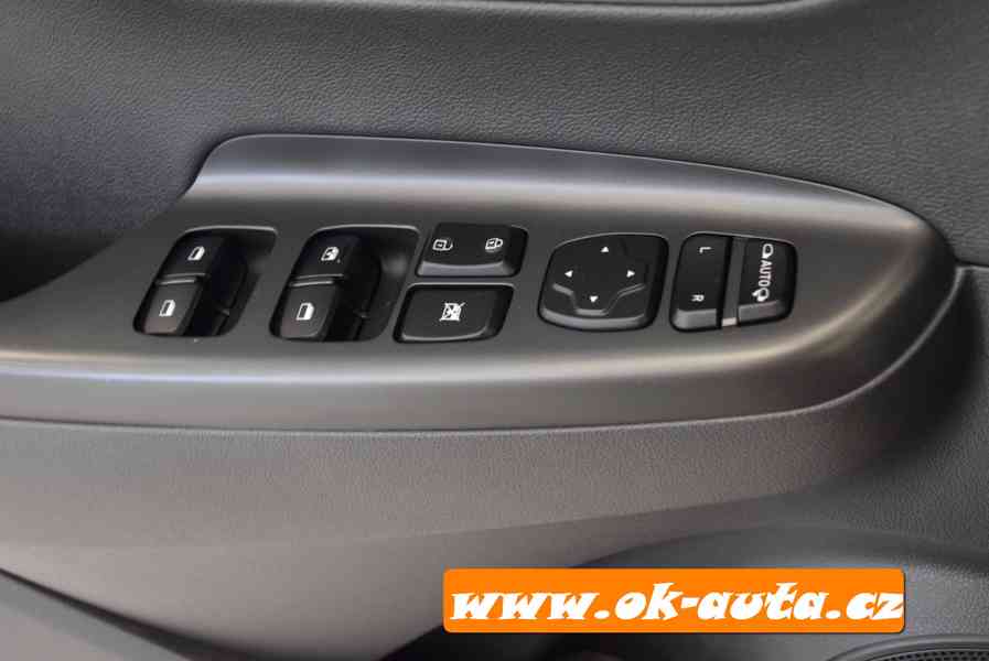 Hyundai Kona 1.6 CRDI STYLE AUTOMAT 100 kW 12/2020 - DPH  - foto 27