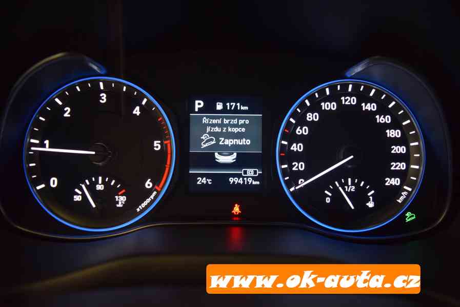 Hyundai Kona 1.6 CRDI STYLE AUTOMAT 100 kW 12/2020 - DPH  - foto 24