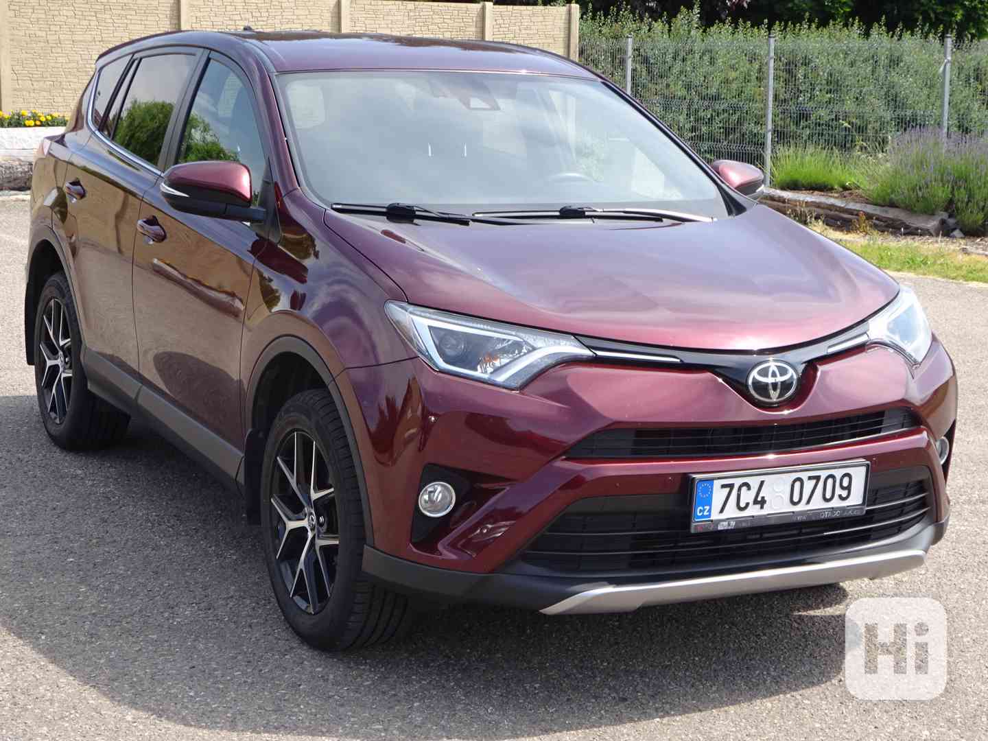 Toyota Rav4 2.0D4D r.v.2016/12 2.Maj.serv.kníž.ČR - foto 1