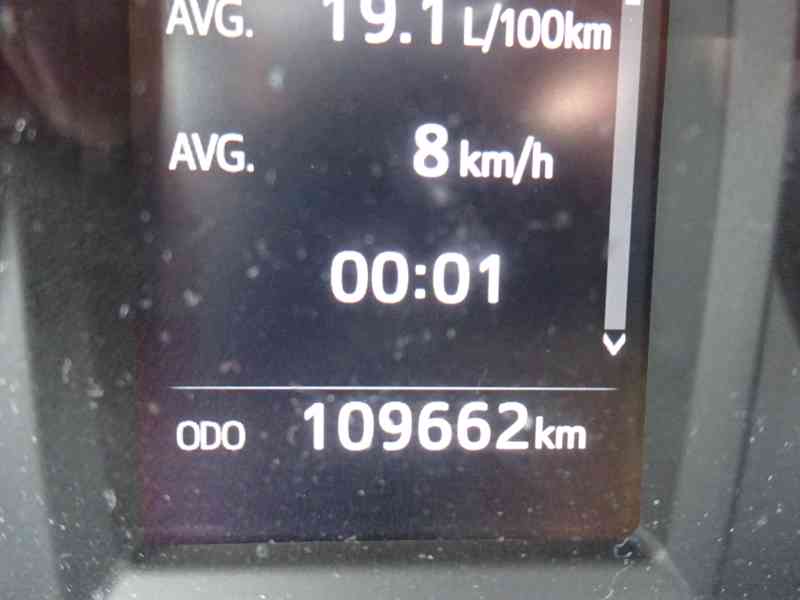 Toyota Rav4 2.0D4D r.v.2016/12 2.Maj.serv.kníž.ČR - foto 7