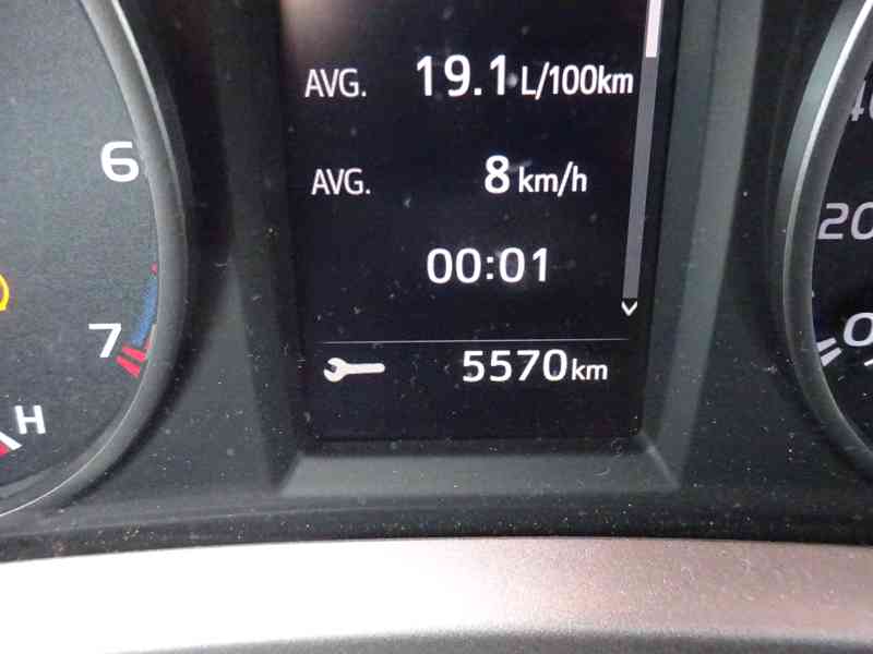 Toyota Rav4 2.0D4D r.v.2016/12 2.Maj.serv.kníž.ČR - foto 8