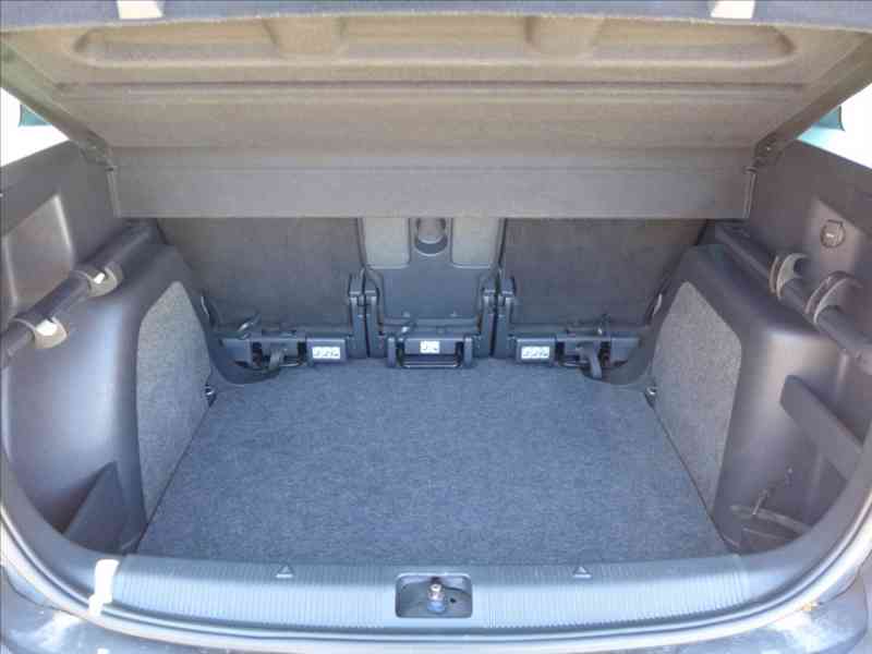 Škoda Yeti 1,2 TSi XENONY,AUT.KLIMA,PDC - foto 8