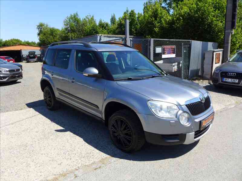 Škoda Yeti 1,2 TSi XENONY,AUT.KLIMA,PDC - foto 2