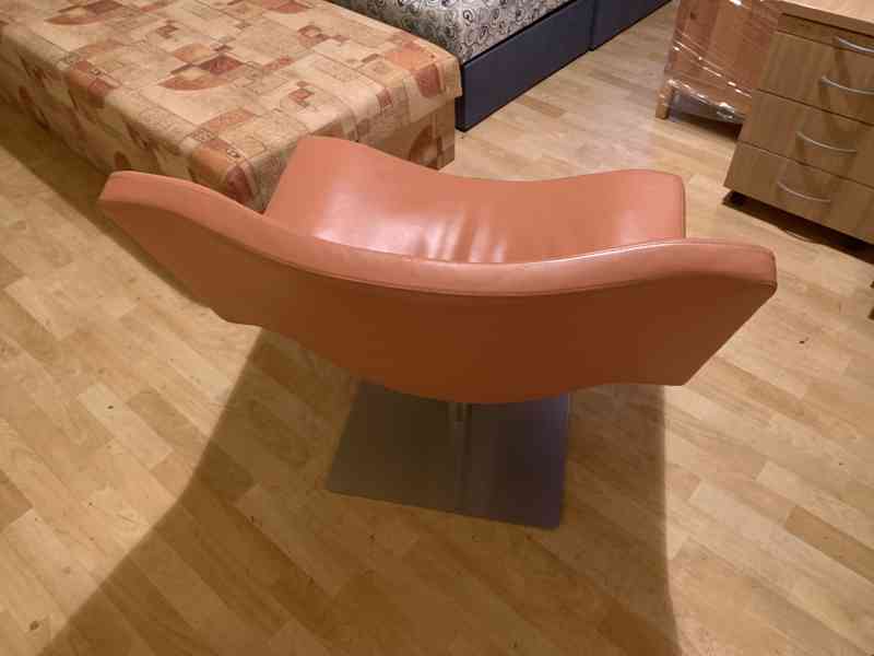 Prodáme kožená křesla židle - foto 3