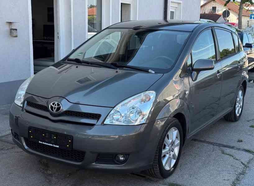 Toyota Corolla Verso 1,8i benzín 95kw - foto 1