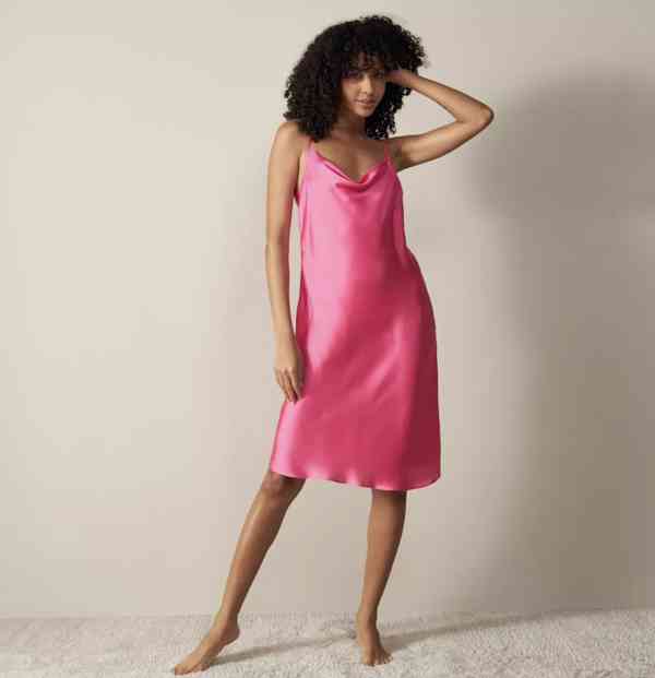 Spaghetti strap nightdress  - foto 5