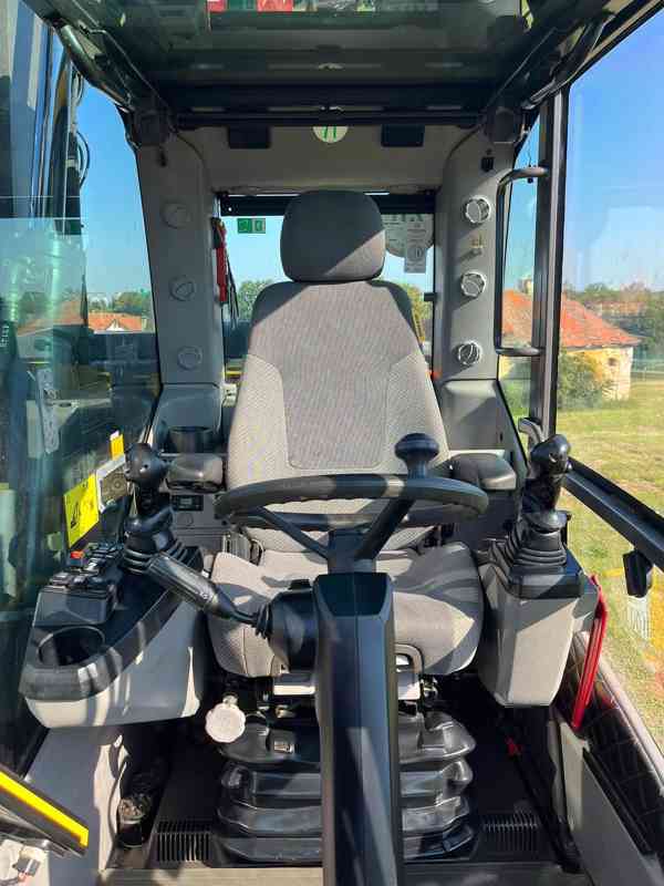 Kolové rypadlo Volvo EWR150E (Možnost leasingu) - foto 8